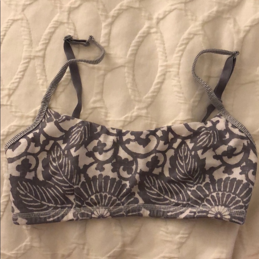 Lululemon sports bra 🧘‍♀️